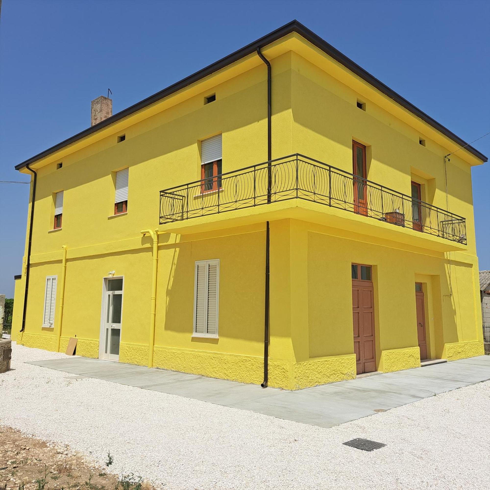 B&B le tre rose Tollo Extérieur photo